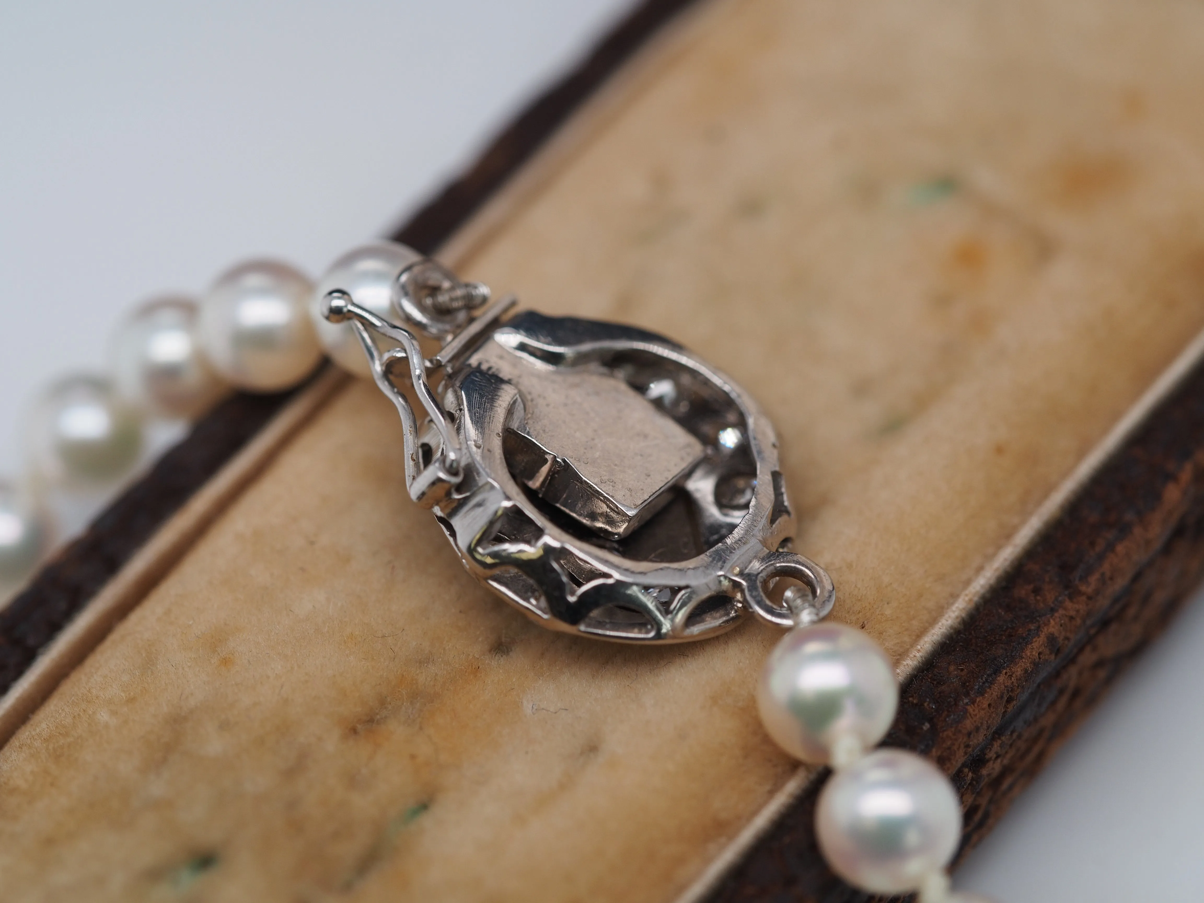 14K White Gold .75cttw Old Mine Brilliant Diamond Necklace