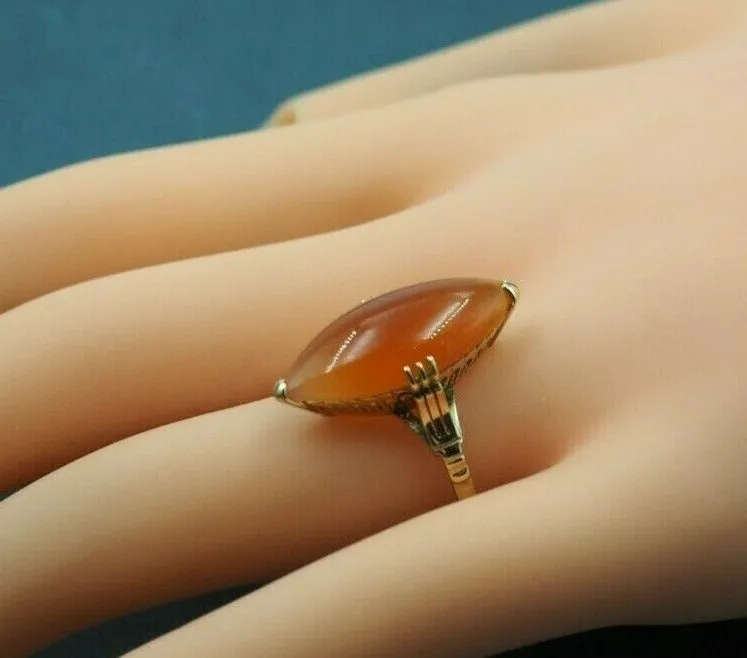 18ct Yellow Gold Carnelian Ring