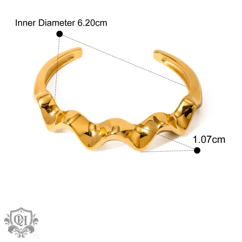 18K gold trendy personalized wave pattern design light luxury style bracelet