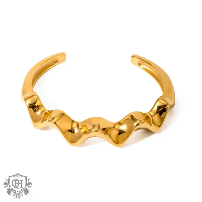 18K gold trendy personalized wave pattern design light luxury style bracelet