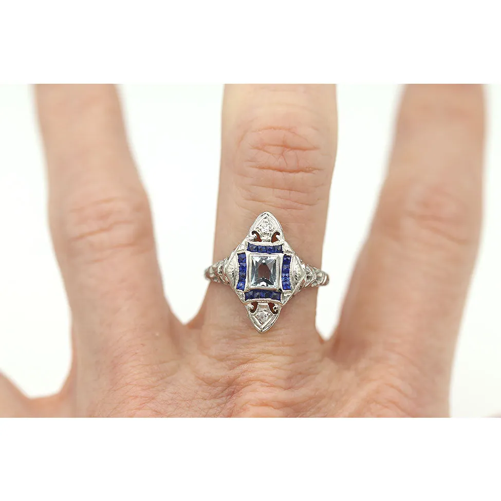 Art Deco 1.50 CTW Aquamarine Sapphire Antique Engagement Ring