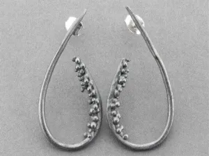 beaded teardrop earring - oxidized silver