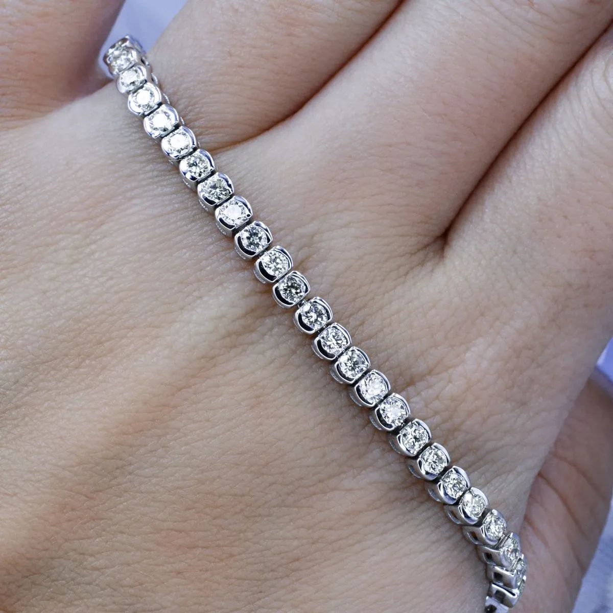 Exquisite 4.00CT Round Cut Diamond Tennis Bracelet in 14KT White Gold
