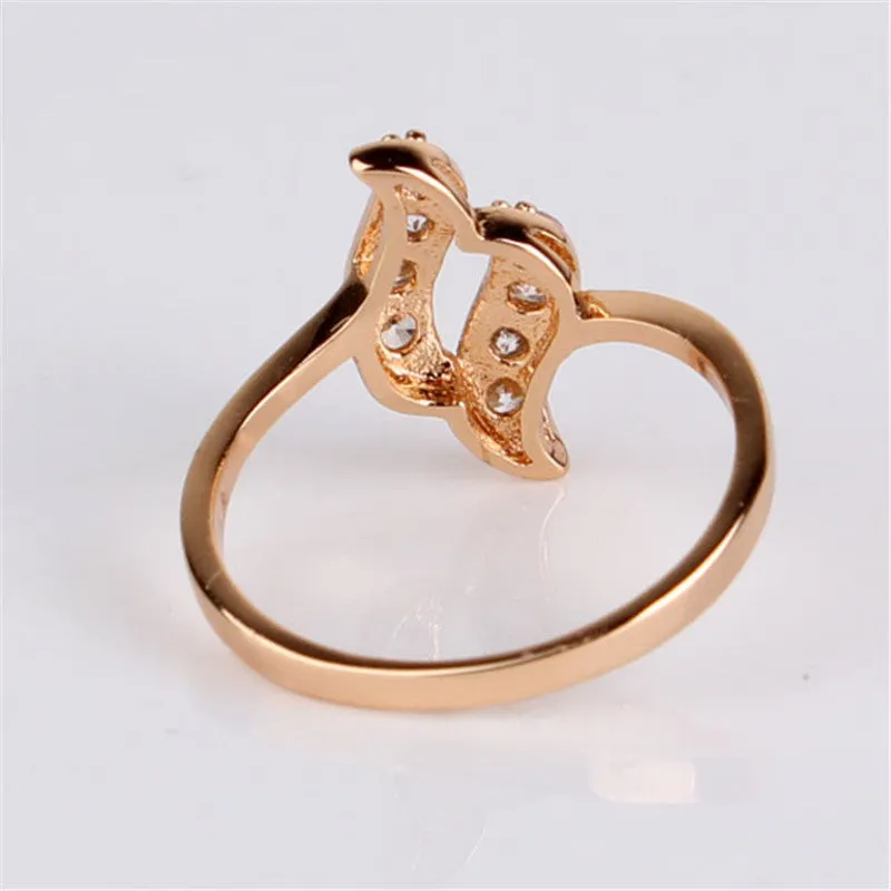 Fashion 18k Gold Plated Twisted FInger Ring for Women Snake Round White Austrian Crystal Zirconia Wedding Jewelry