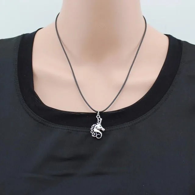Fashion Vintage Silver Pendant Necklace