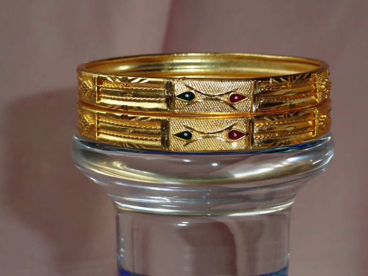 Indian Jewelry. Handmade bracelet Minakari. Ethnic Indian bangle. Red & green minakari bracelets. From Artikrti.
