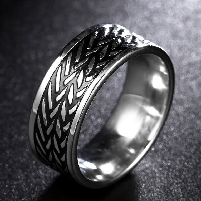 Lucky "Om Mani Padme Hum" Sanskrit Buddhist Mantra Ring