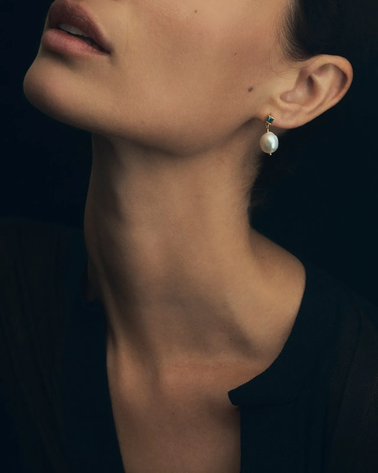 Lulu Earrings Pearl Gold Vermeil