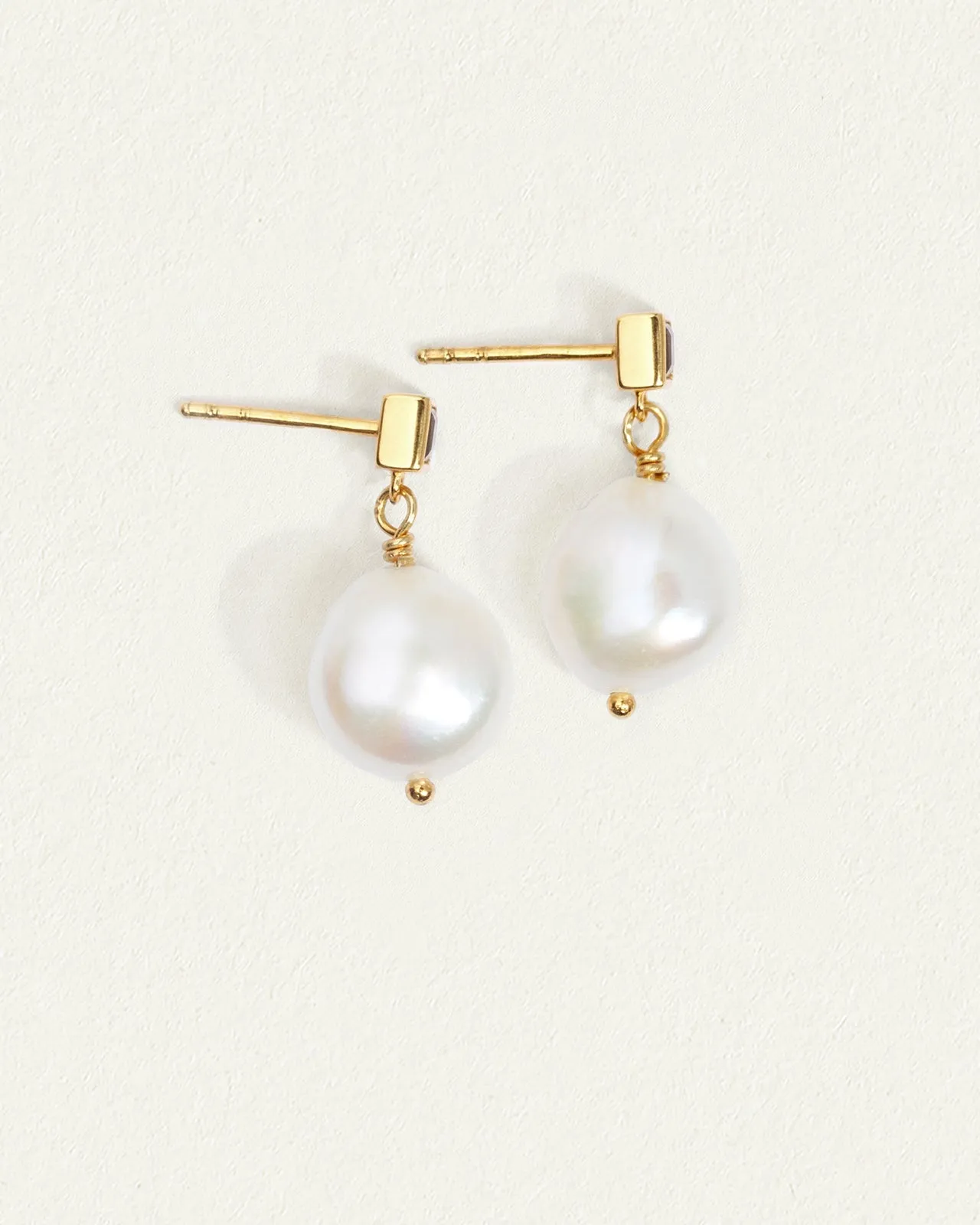 Lulu Earrings Pearl Gold Vermeil