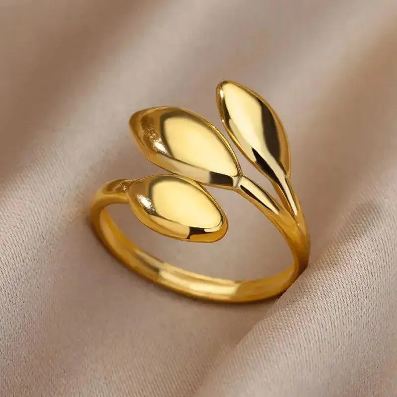 New In Twisted Snake Rings For Women and Girls - 14K Gold Colour Stainless Steel Aesthetic Luxury Vintage Rings