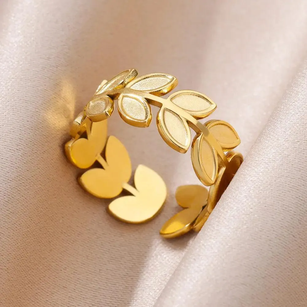 New In Twisted Snake Rings For Women and Girls - 14K Gold Colour Stainless Steel Aesthetic Luxury Vintage Rings
