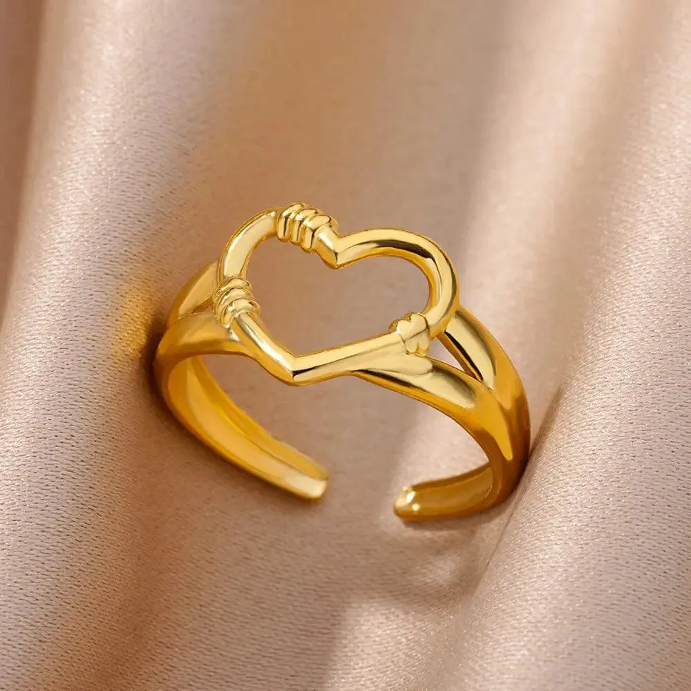 New In Twisted Snake Rings For Women and Girls - 14K Gold Colour Stainless Steel Aesthetic Luxury Vintage Rings