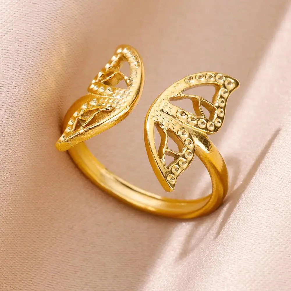 New In Twisted Snake Rings For Women and Girls - 14K Gold Colour Stainless Steel Aesthetic Luxury Vintage Rings