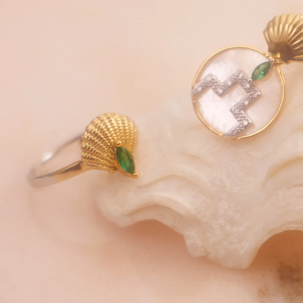 Pamela Shell Ring