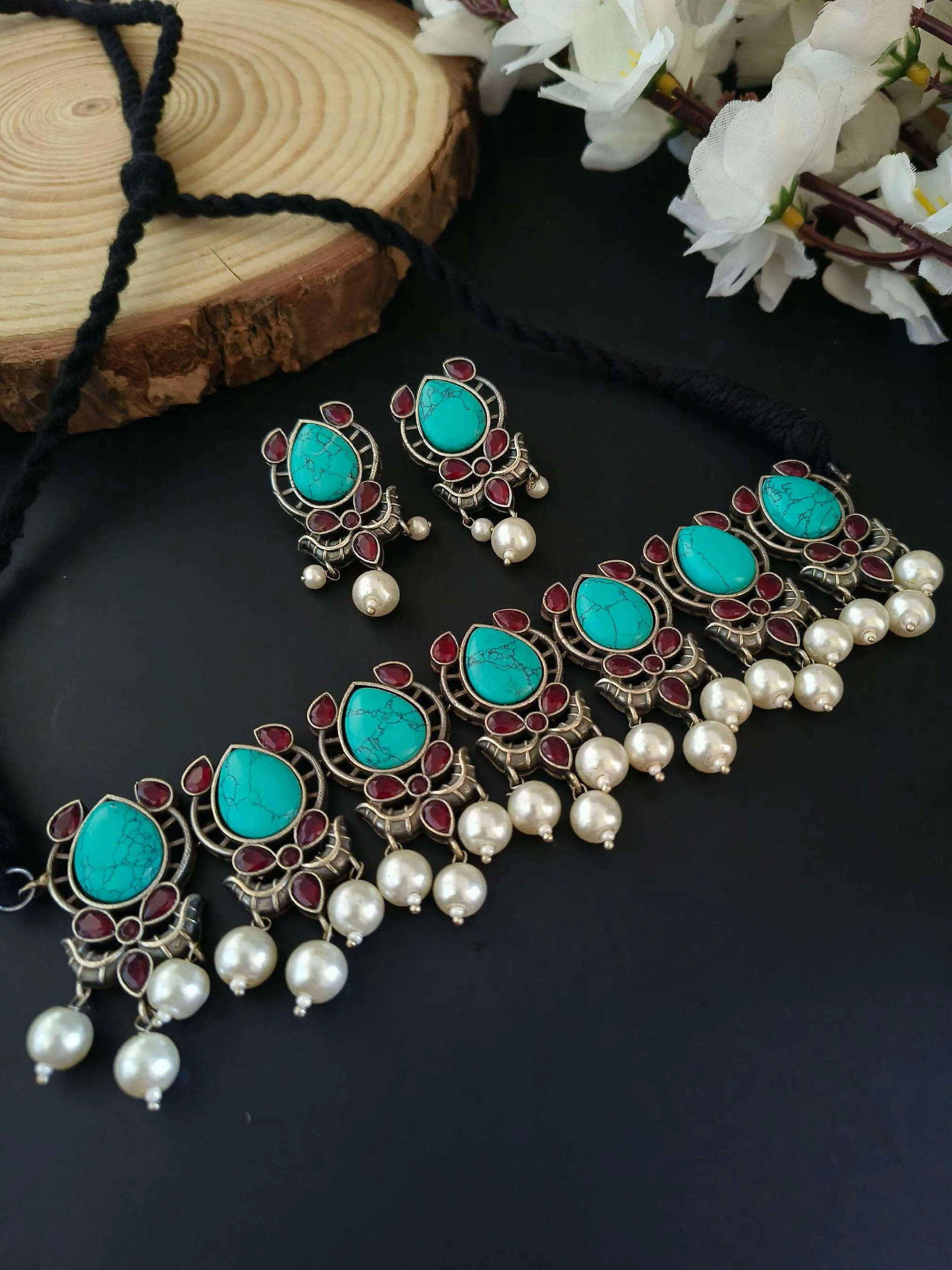 Pearl Oxidized Choker Set | Sarichka