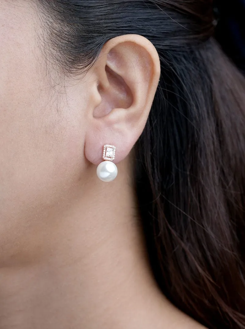 Pearl Plug Earrings (Pure Silver)