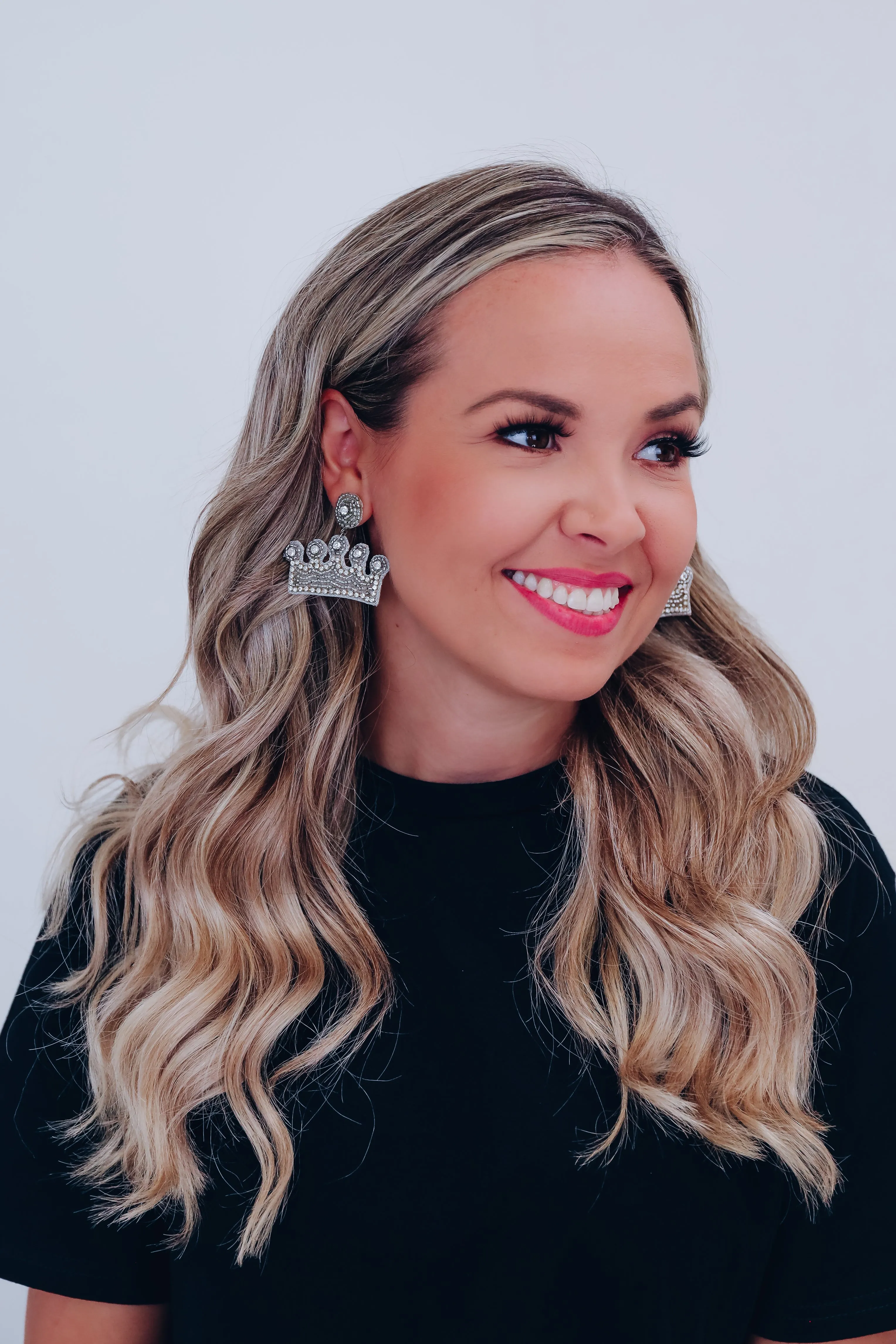 Queen Sparkling Beaded Earrings - Silver