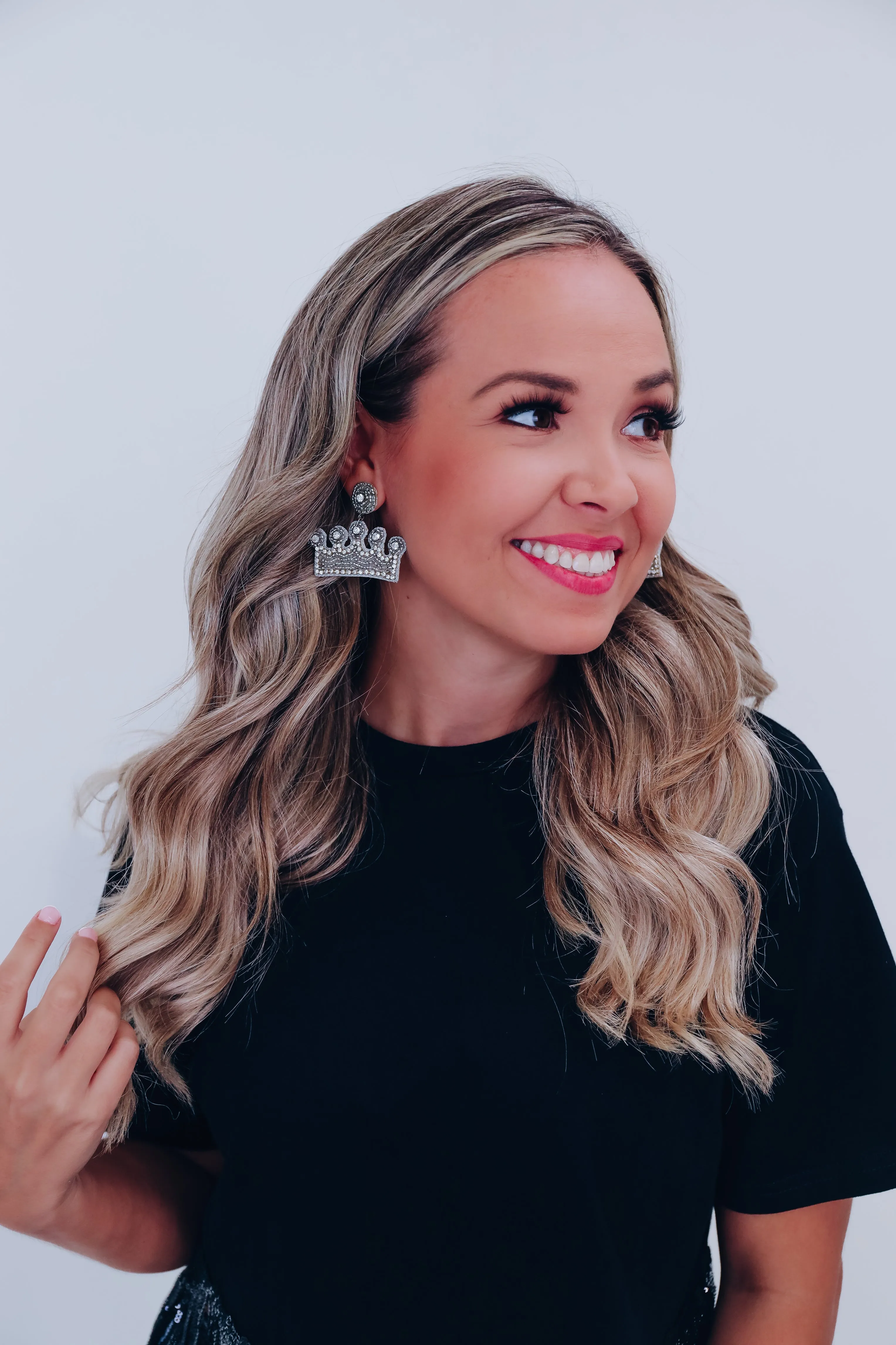 Queen Sparkling Beaded Earrings - Silver