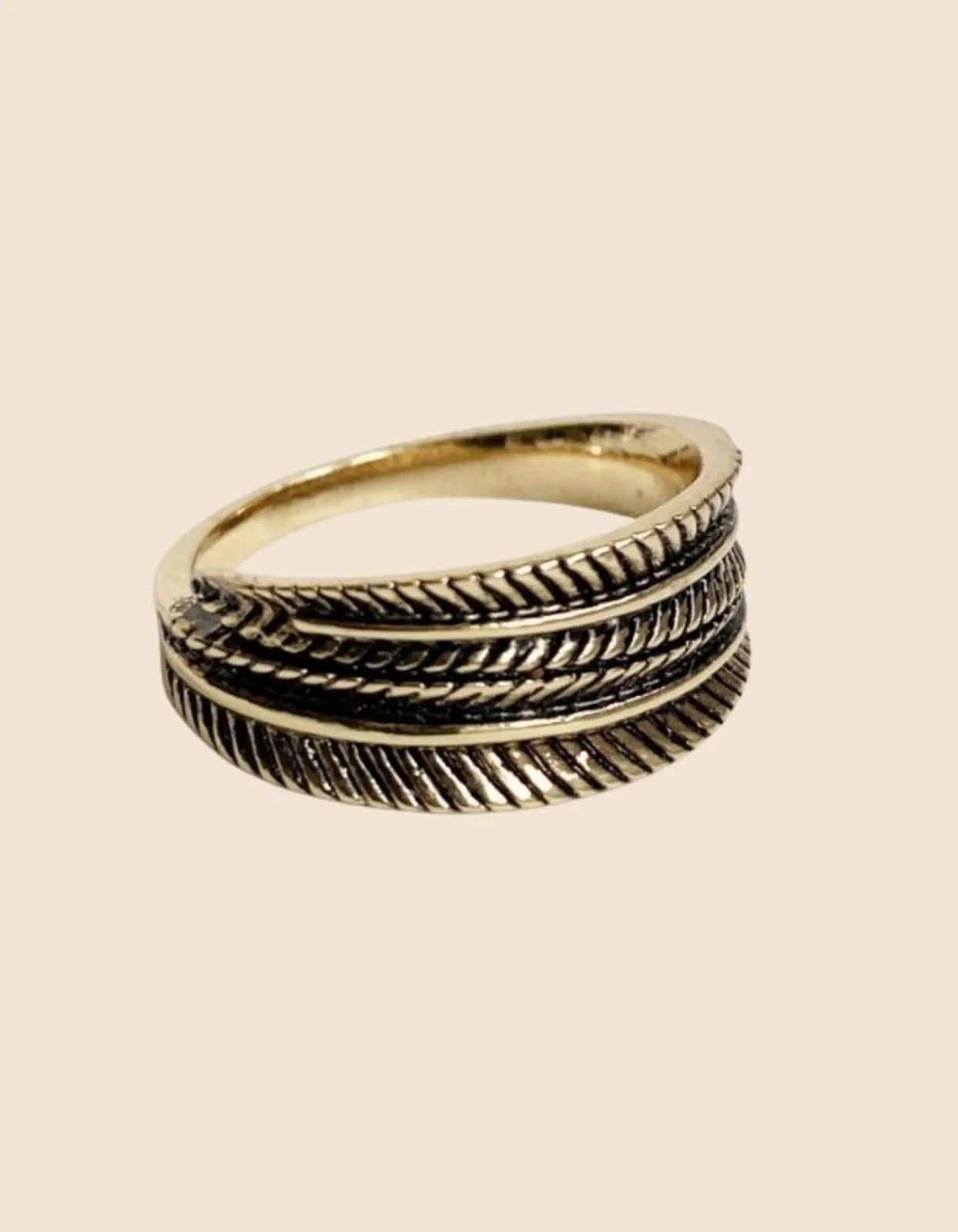 Ring Leaf  Antique Gold Finish
