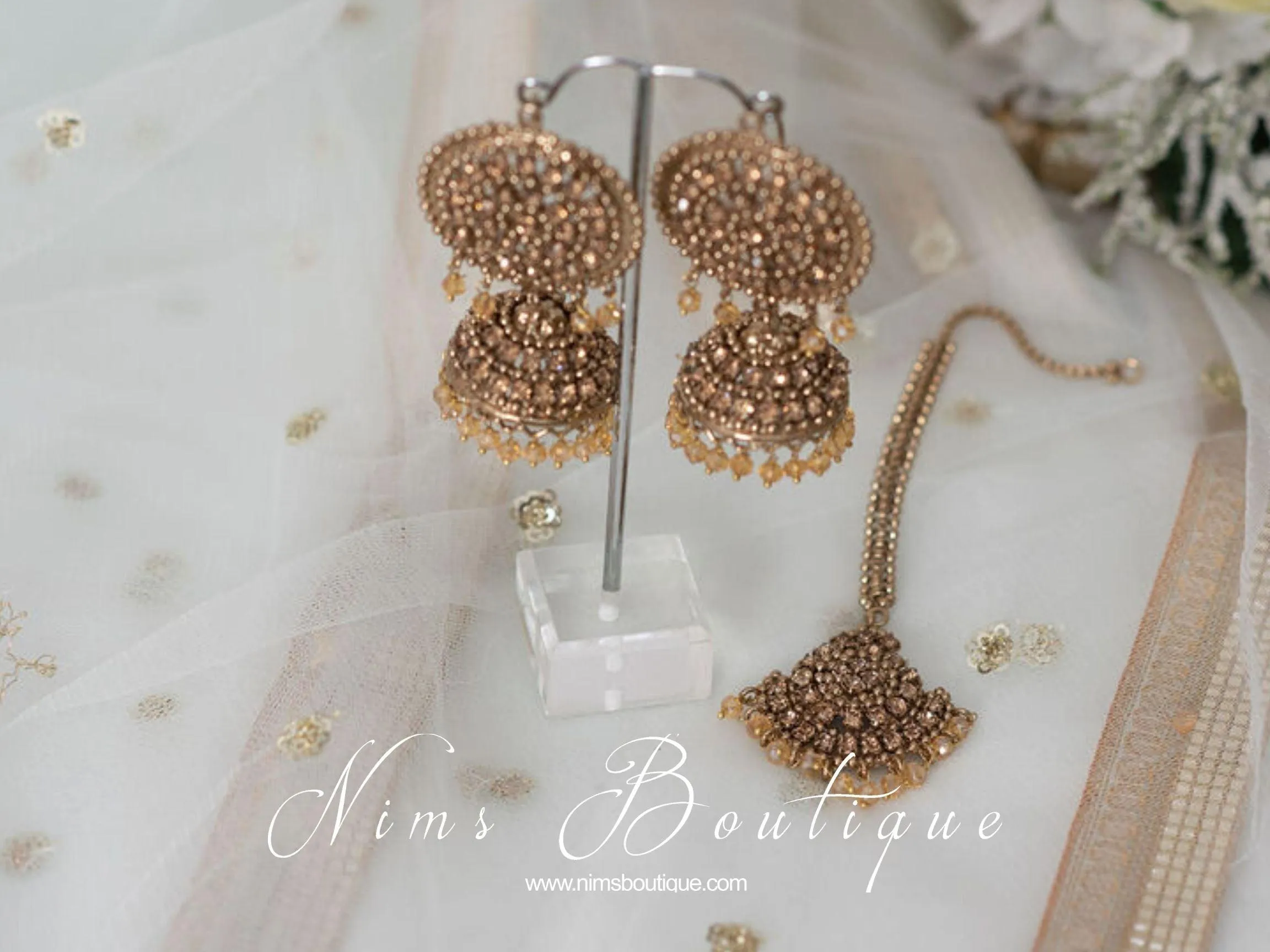 Royal Antique Gold & Gold Stone Tikka Set