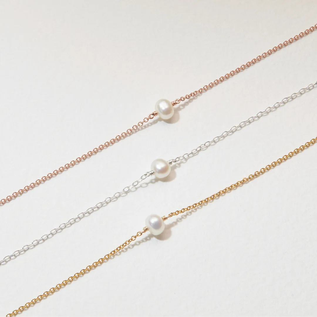 Solid White Gold Single Pearl Choker