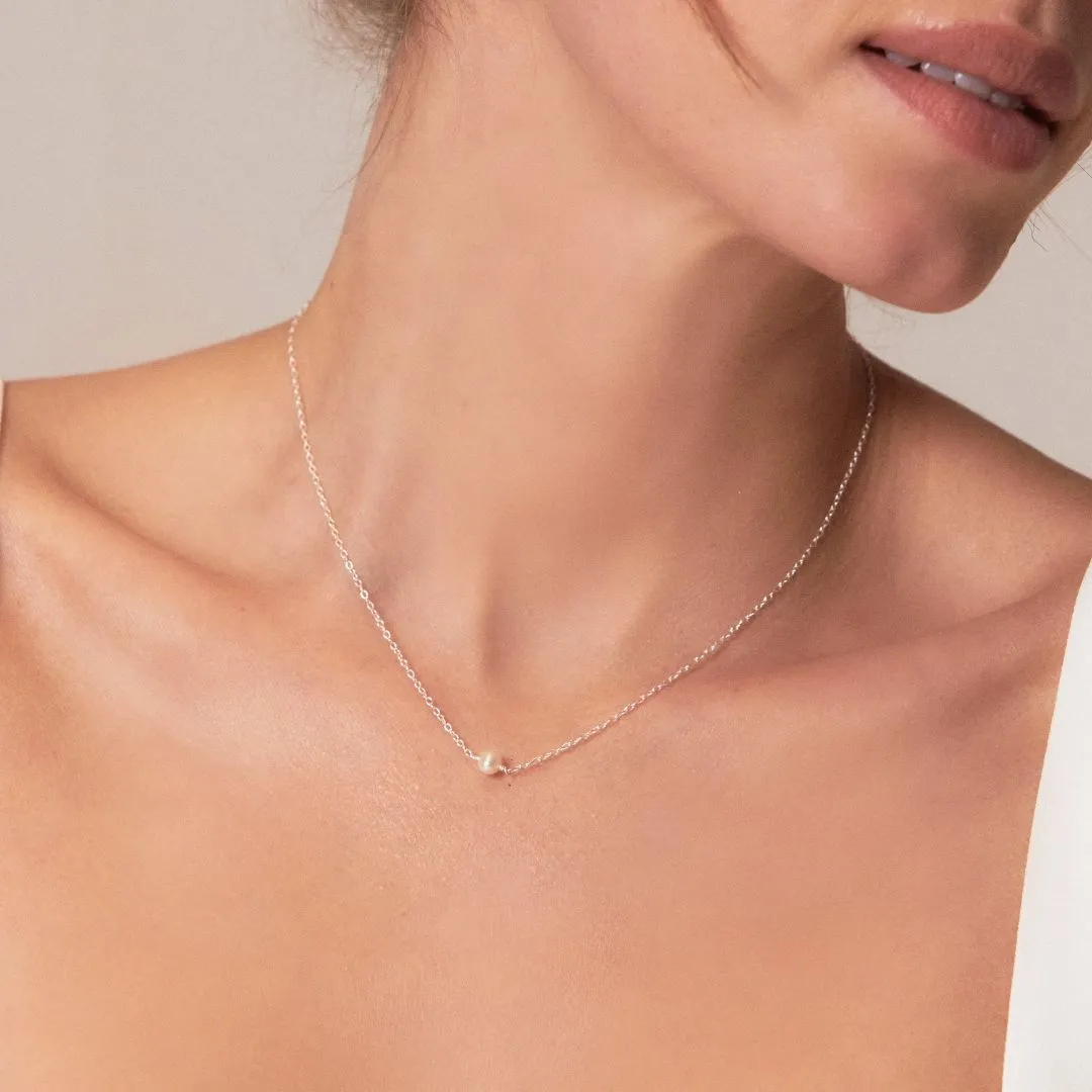 Solid White Gold Single Pearl Choker