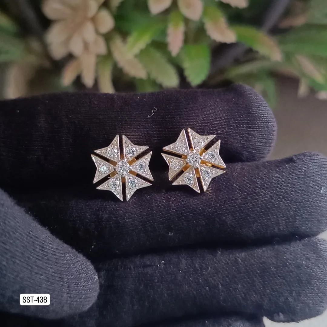 SST 438 | SPARKLING STAR STUD EARRINGS