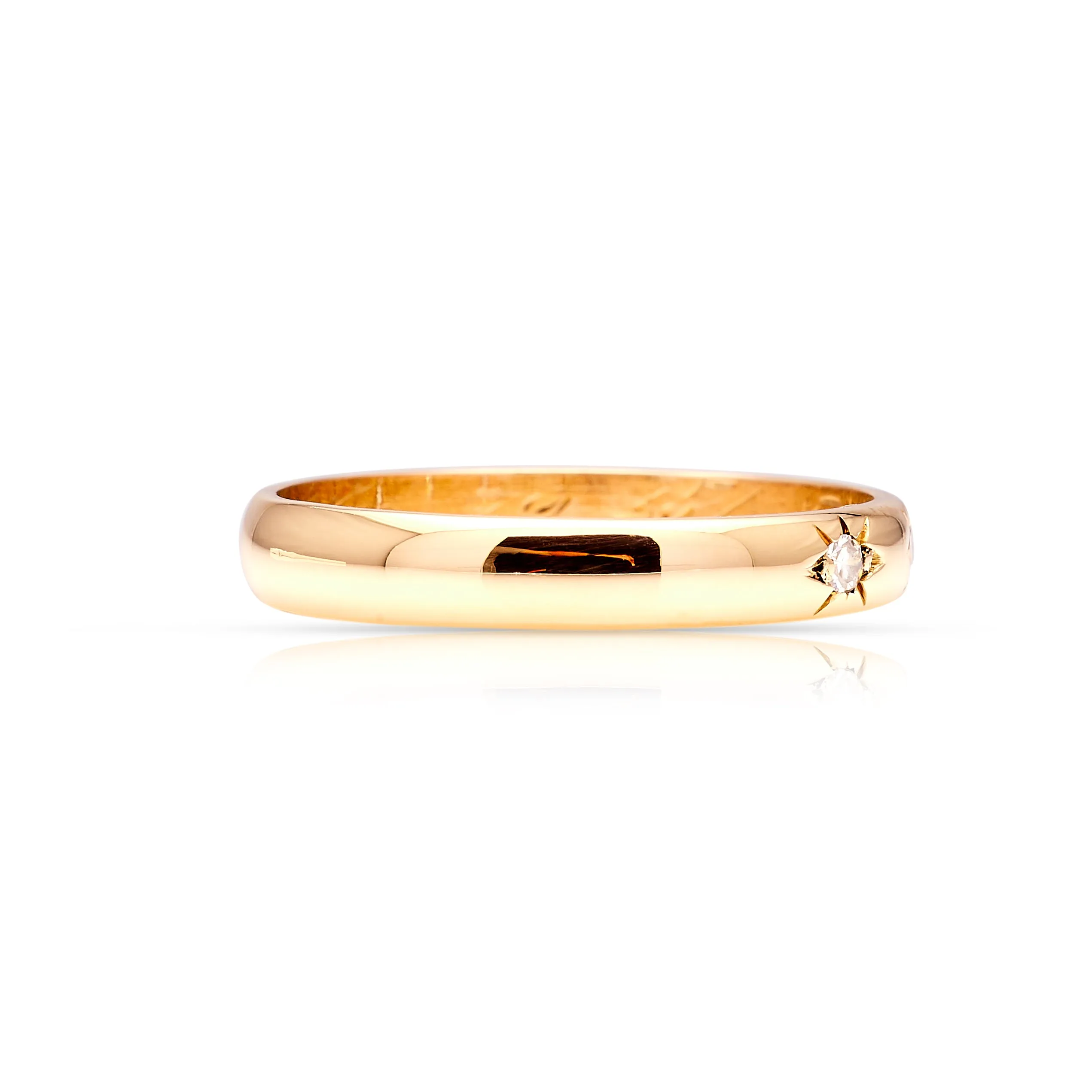 Vintage, 1960s three-stone diamond band