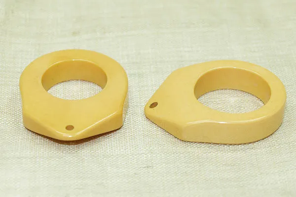 Vintage Bakelite Ring