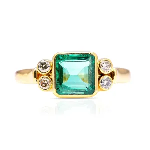 Vintage, emerald and diamond ring