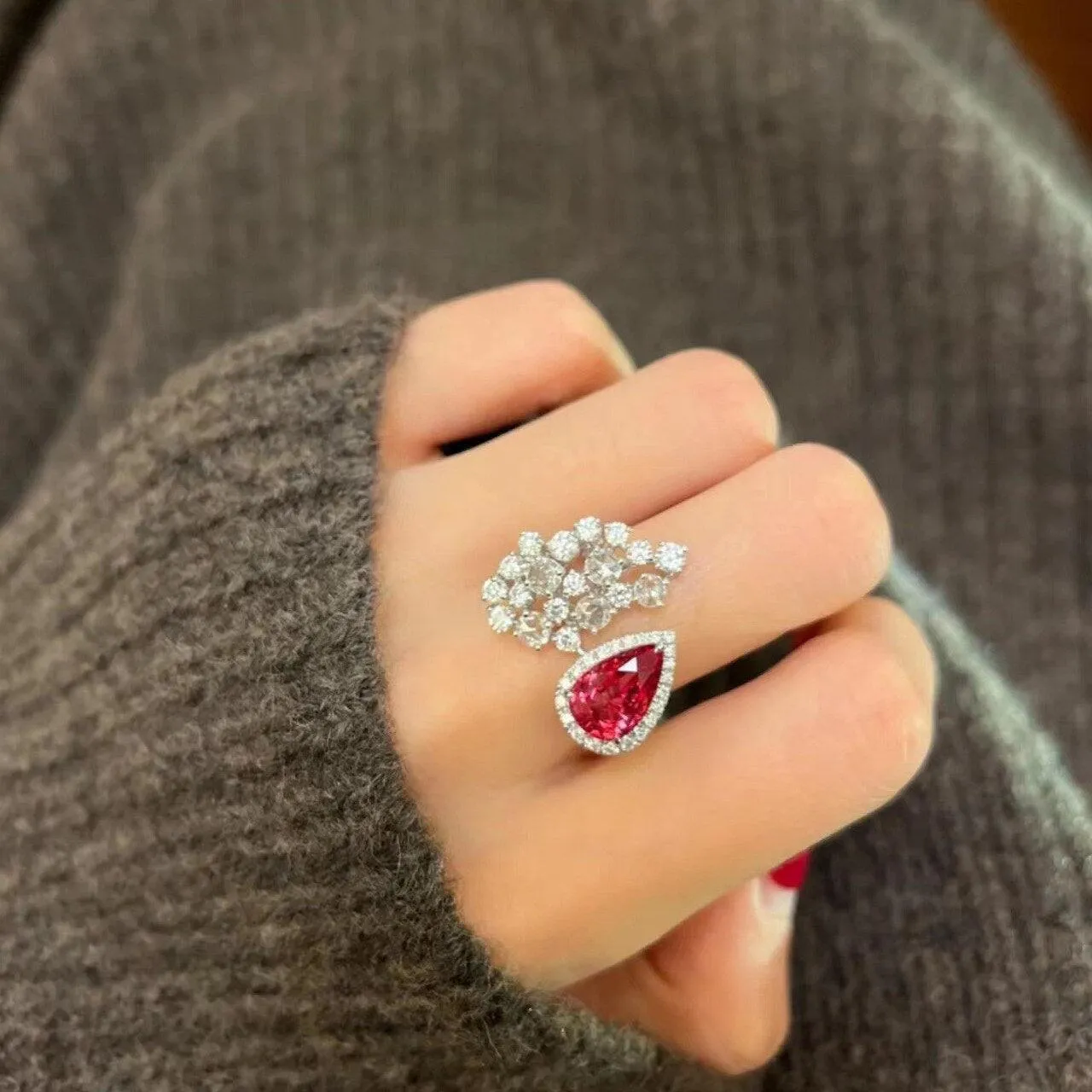 VINTAGE FASHION RINGS Luxury Burgundy AAA  Zircon Flower Engagement Rings