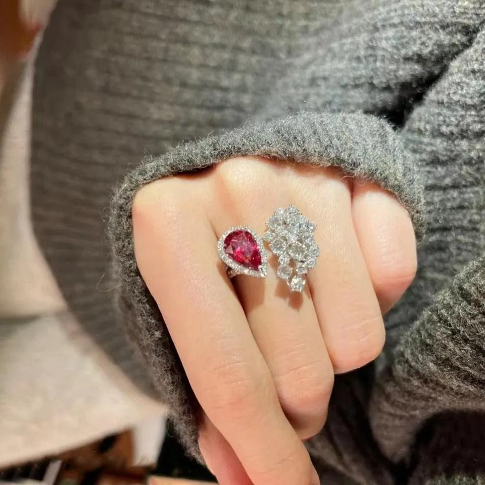 VINTAGE FASHION RINGS Luxury Burgundy AAA  Zircon Flower Engagement Rings