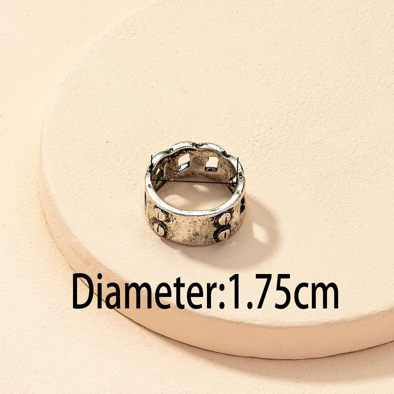 Vintage Japanese and Korean Hollow Index Finger Ring - Vienna Verve Collection