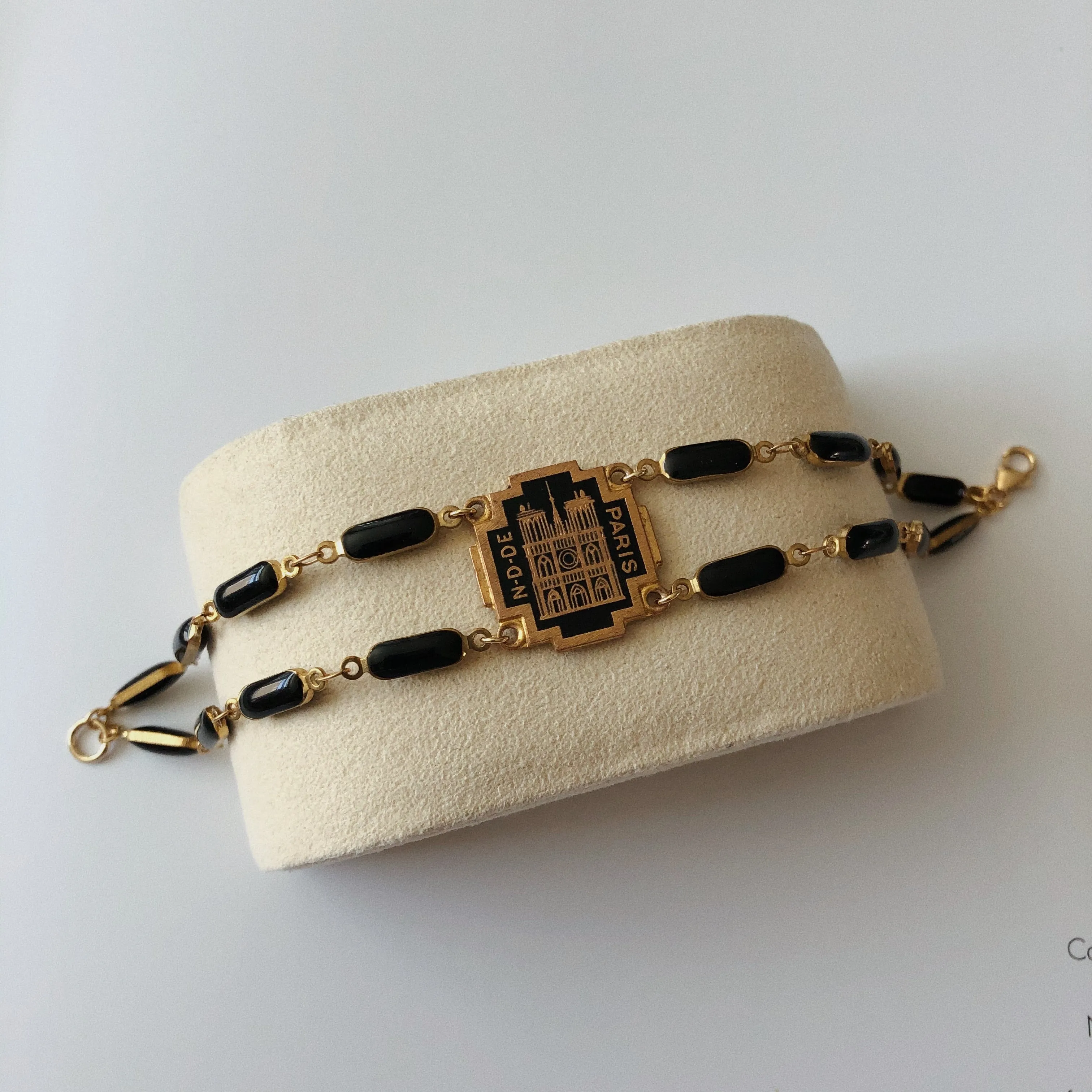 VINTAGE NOTRE DAME PENDENT BRACELET