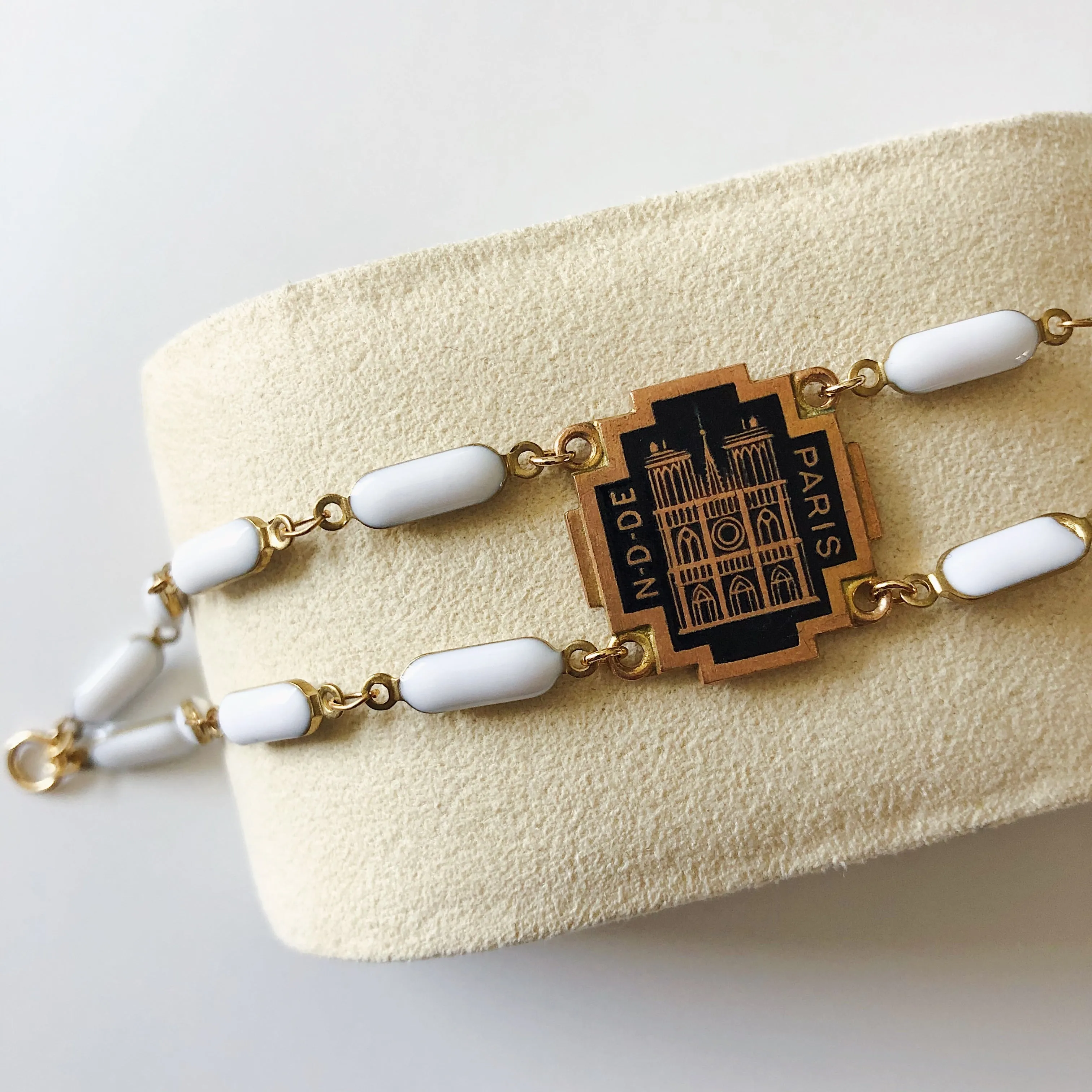 VINTAGE NOTRE DAME PENDENT BRACELET