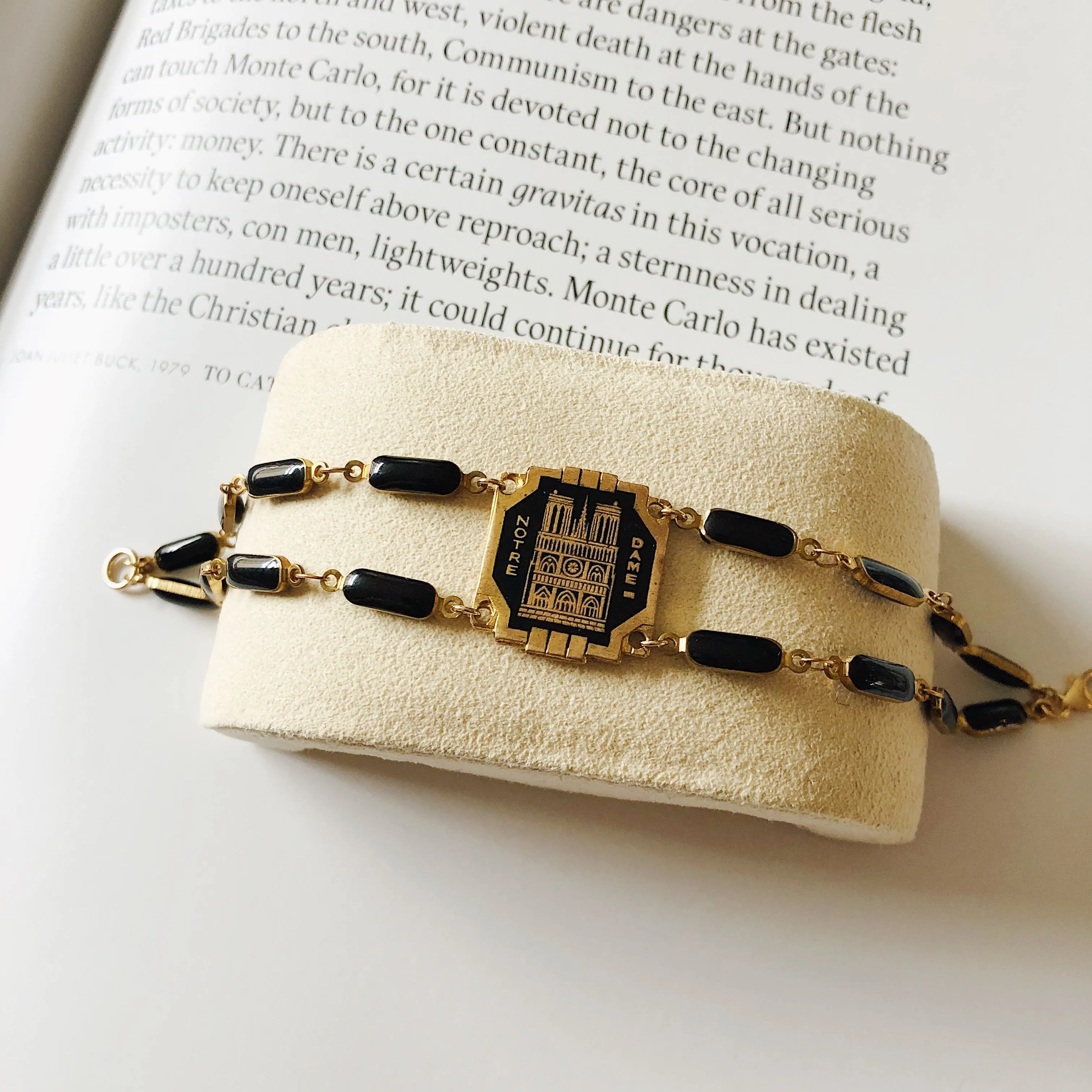 VINTAGE NOTRE DAME PENDENT BRACELET