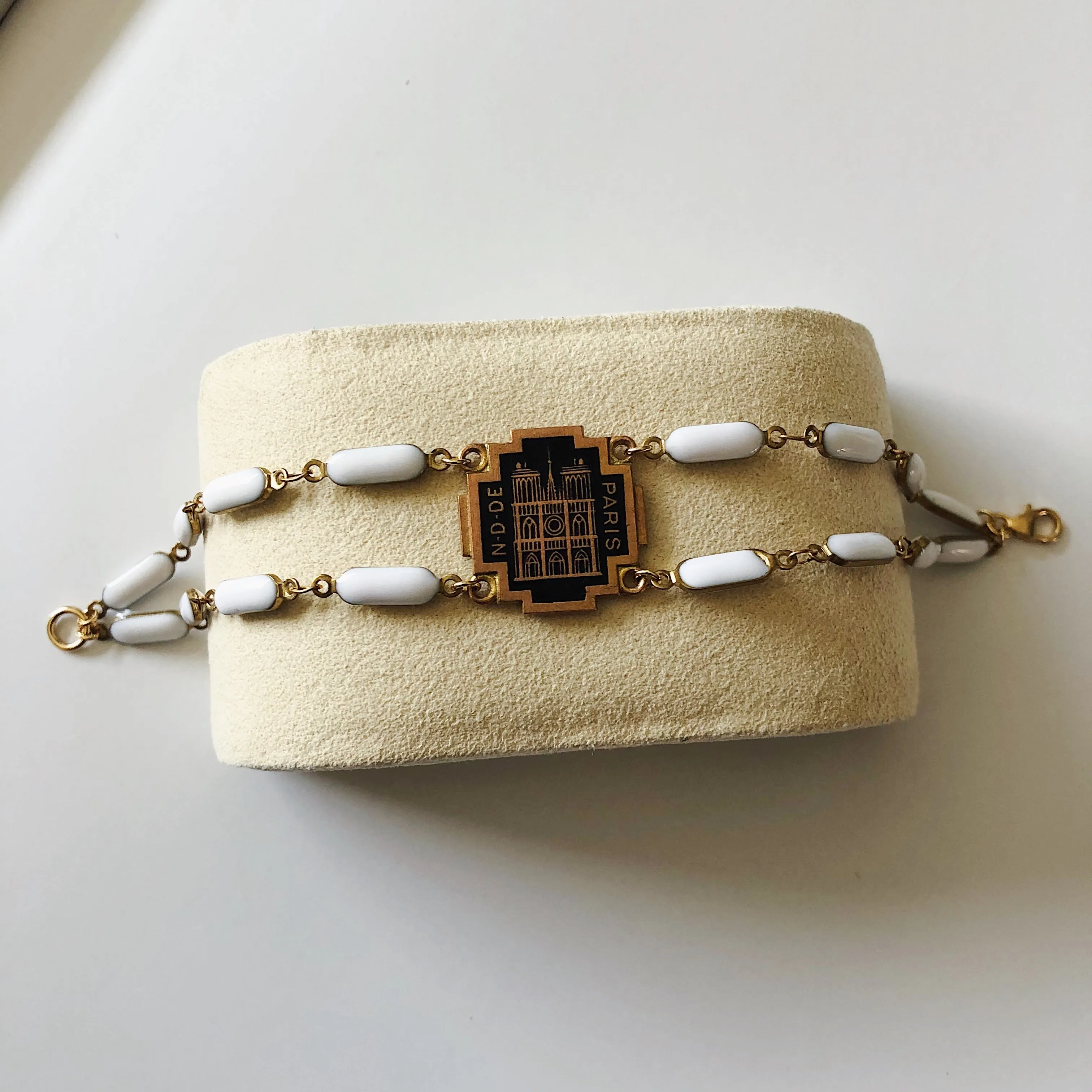 VINTAGE NOTRE DAME PENDENT BRACELET