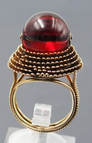 Vintage Red Paste 14ct Yellow Gold Ring
