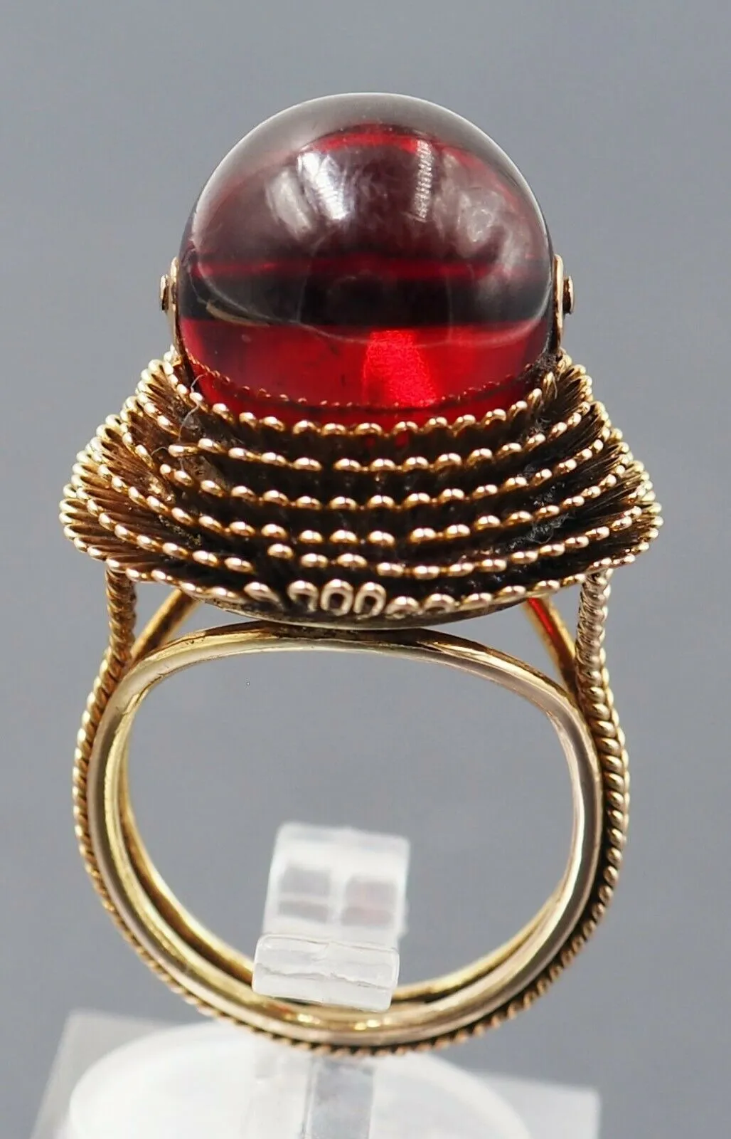 Vintage Red Paste 14ct Yellow Gold Ring