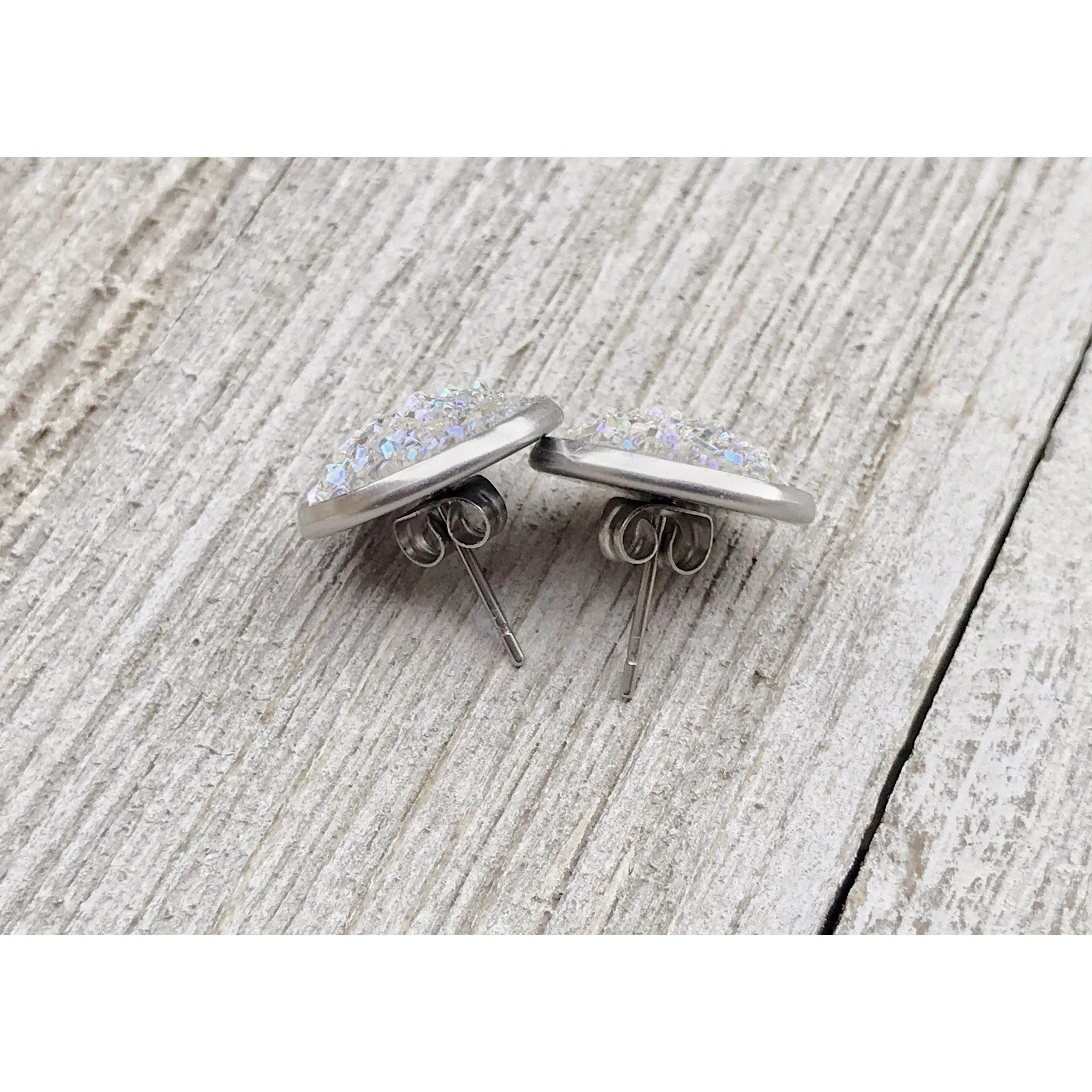 White Glitter Druzy Stud Earrings: Sparkling Elegance for Every Occasion